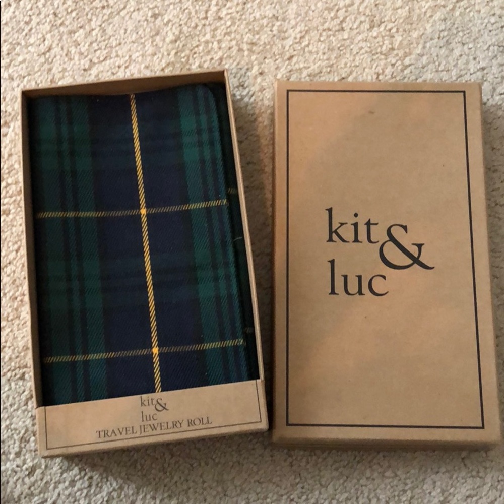 Kit & Luc travel jewelry roll